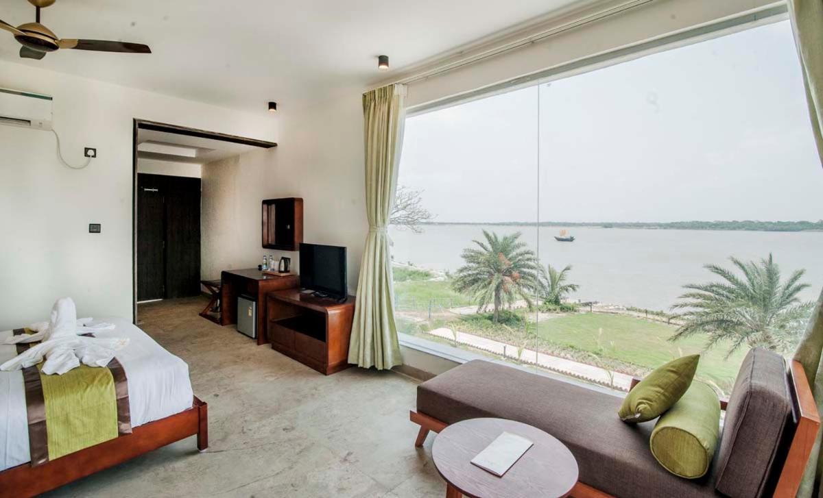Hotel Sonar Bangla Taki Hasnabad Exterior foto